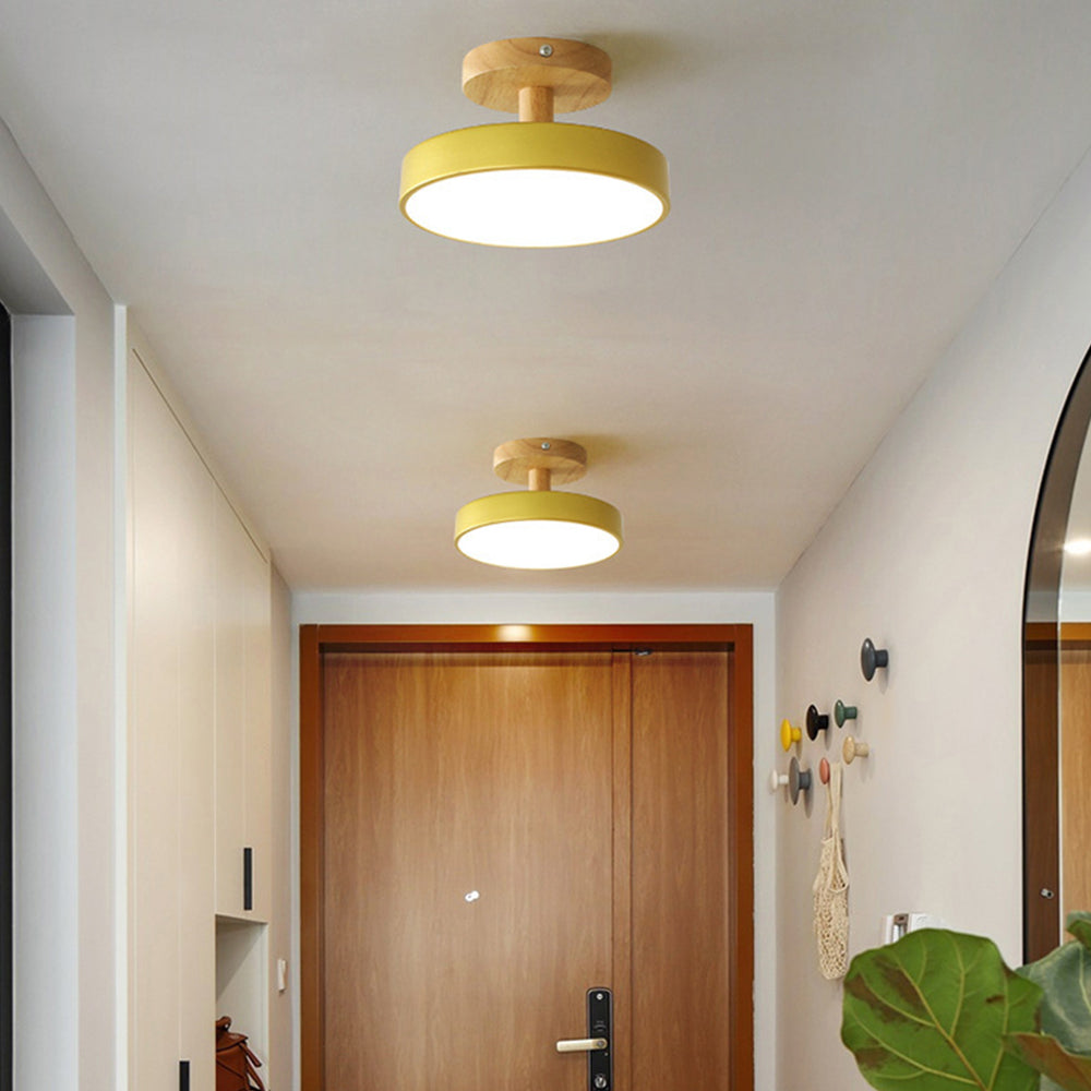 Nörd – Scandinavische Plafondlamp met Houten Basis & Zacht Pastel Design