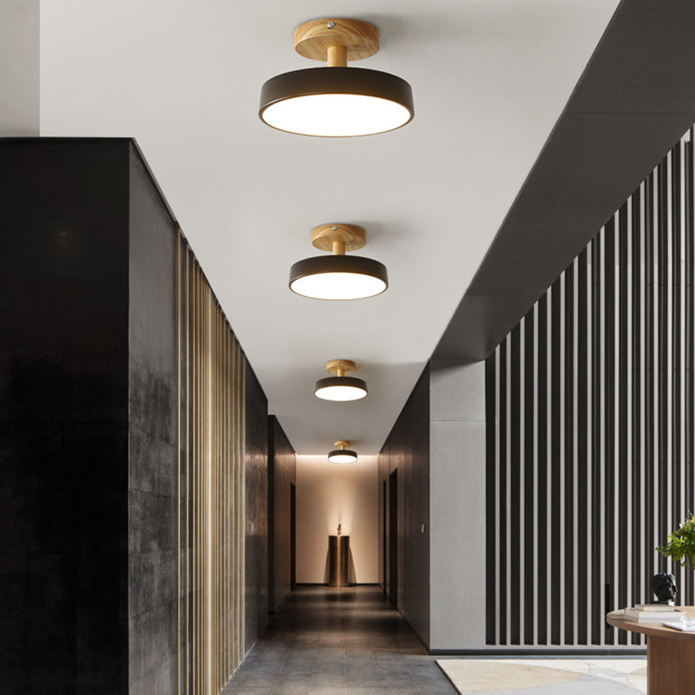 Nörd – Scandinavische Plafondlamp met Houten Basis & Zacht Pastel Design