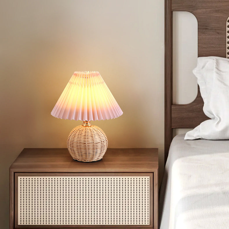 Scandinavische Tafellamp met Stoffen Kap – USB & Oneindig Dimbaar