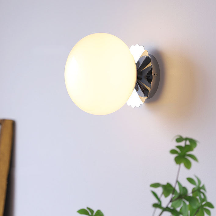 Moderne Wandlamp van Glas en IJzer – Verkrijgbaar in Roze, Beige en Wit