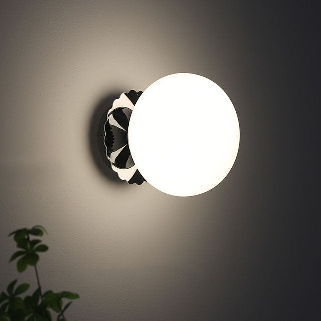 Moderne Wandlamp van Glas en IJzer – Verkrijgbaar in Roze, Beige en Wit