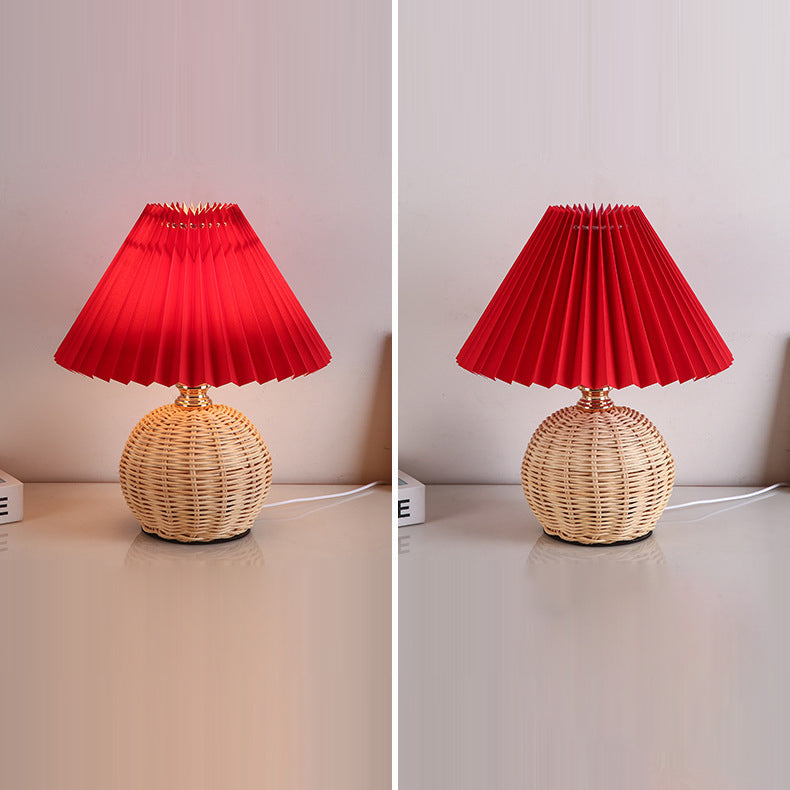 Scandinavische Tafellamp met Stoffen Kap – USB & Oneindig Dimbaar