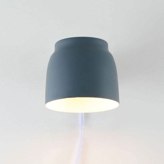 Moderne Wandlamp van IJzer en Hout – Zwart, Wit of Grijs