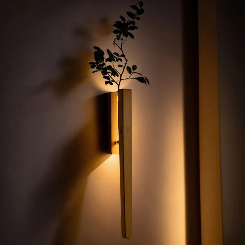 Oak – Wandlamp met Houten Design & Ingebouwde Vaas