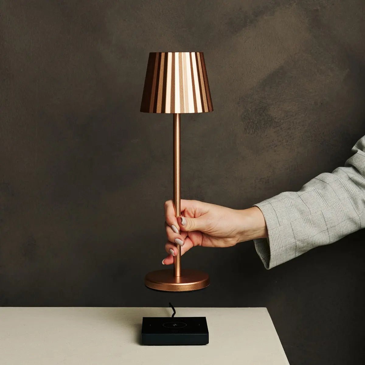 Lumio - Koperen elegante tafellamp oplaadbaar met touch‑dimmer