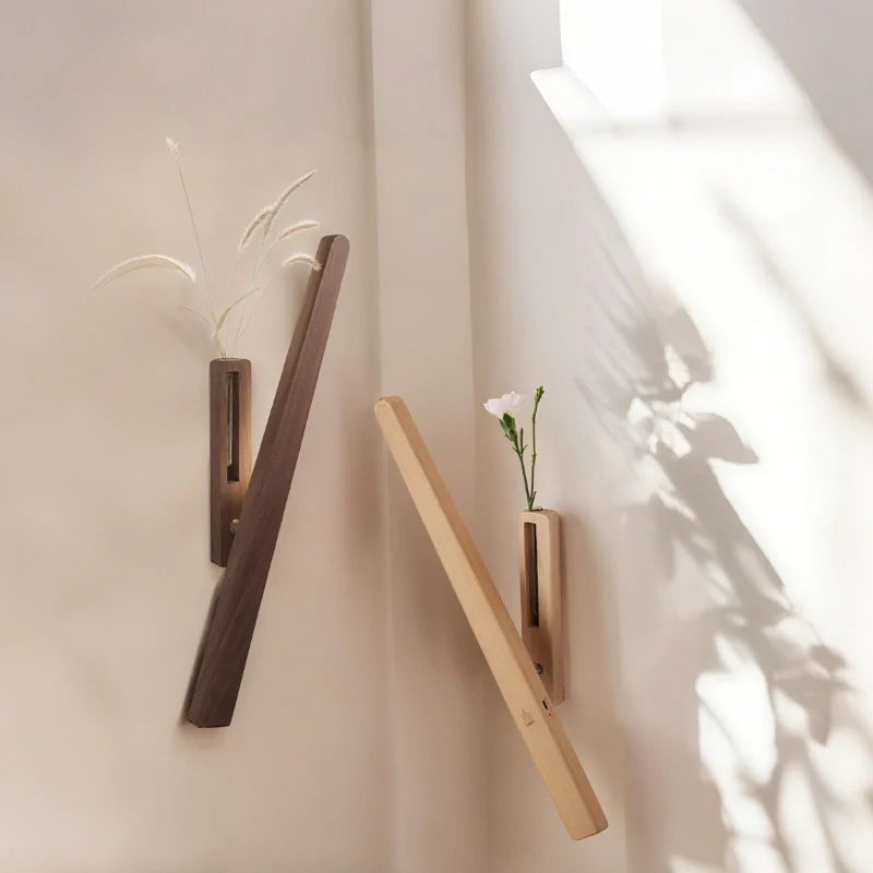 Oak – Wandlamp met Houten Design & Ingebouwde Vaas