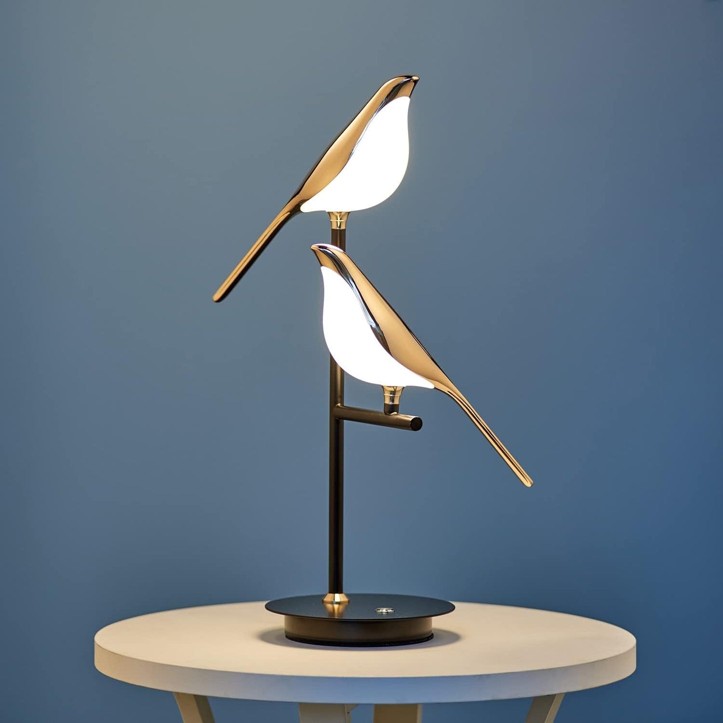 Chiraya – Sculpturale Vogellamp met LED en Uniek Design