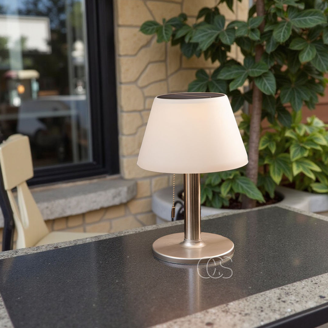 Gil – Solar Tafellamp met Automatische Verlichting & Draadloos Design