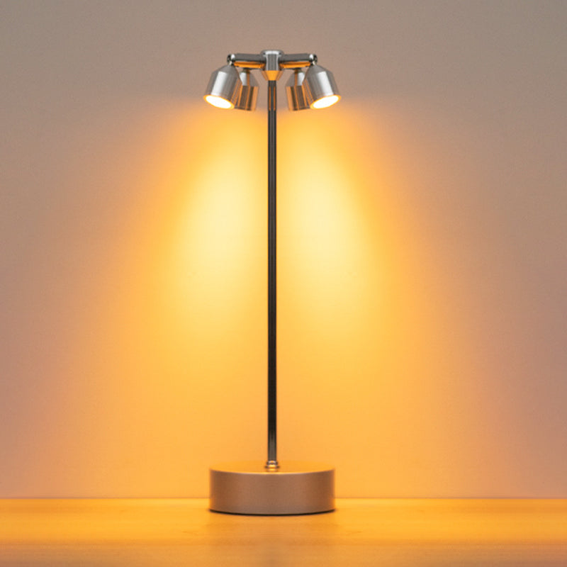 Minimalistische LED Tafellamp van IJzer – 1, 2 of 4 Lichtpunten