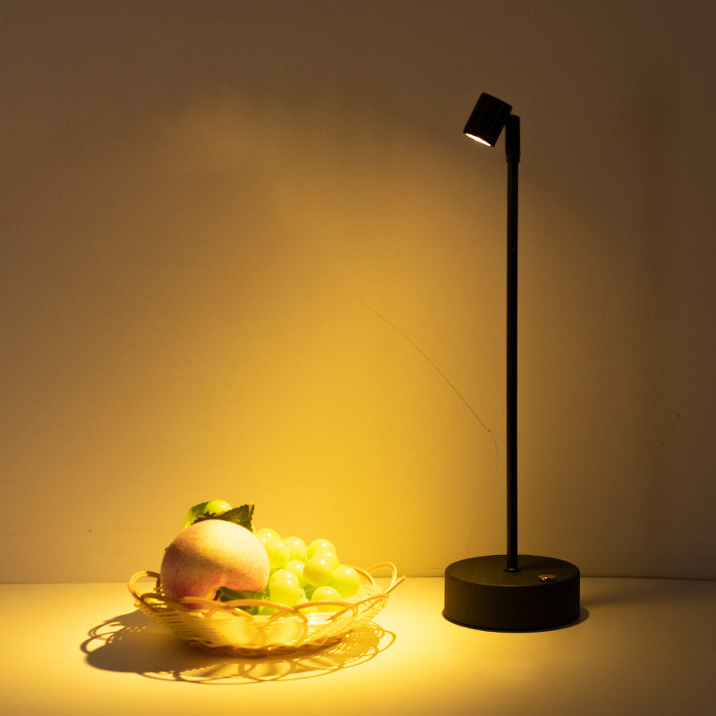 Minimalistische LED Tafellamp van IJzer – 1, 2 of 4 Lichtpunten
