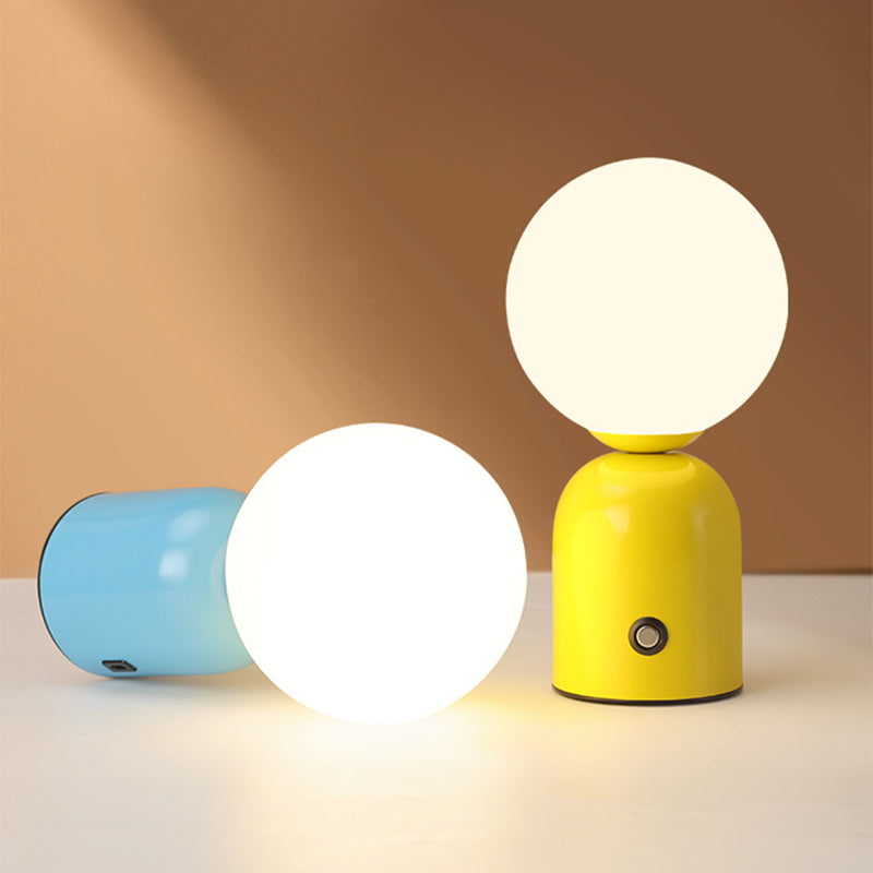 Minimalistische LED Tafellamp – 5 V Plug-in, 2 W met Acryl Kap