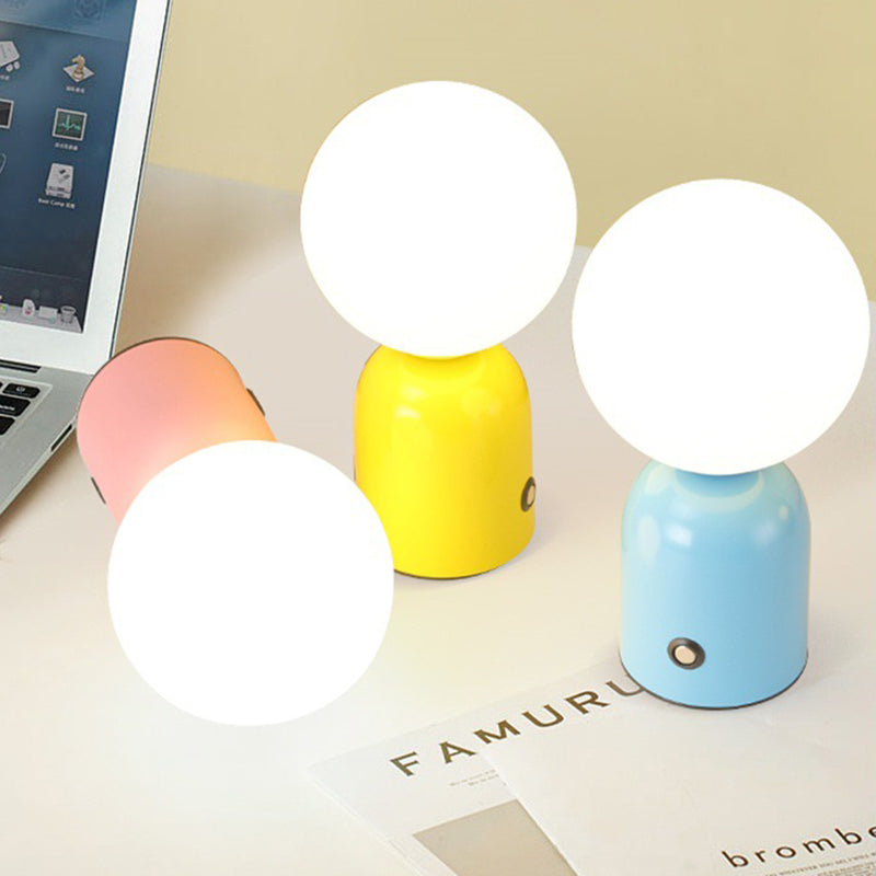Minimalistische LED Tafellamp – 5 V Plug-in, 2 W met Acryl Kap