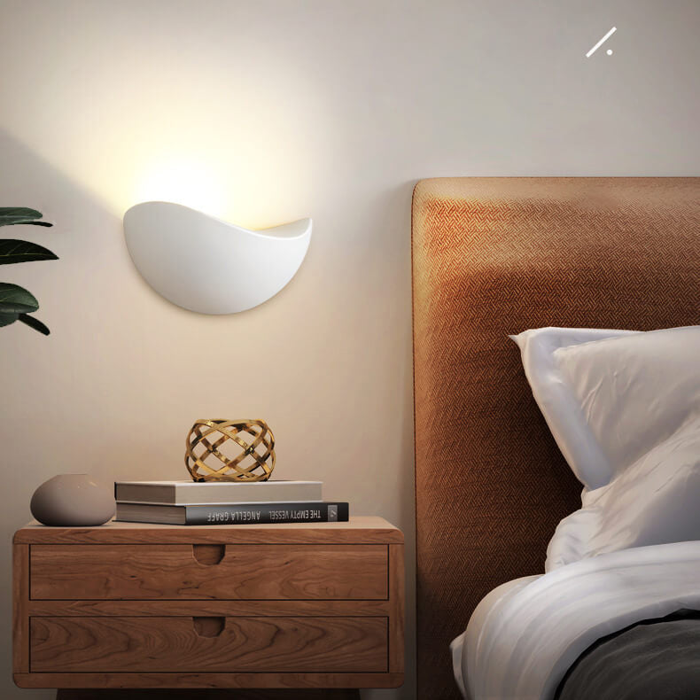 Lumio - Minimalistische halfronde LED-wandlamp van aluminium in wit en goud