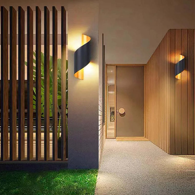 Lumio - Moderne LED wandlamp met spiraalontwerp in zwart of wit