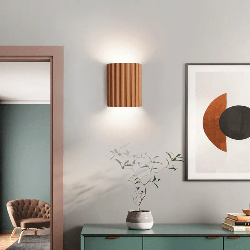Lumio - Moderne hars wandlamp met LED-technologie voor een verfijnde sfeer