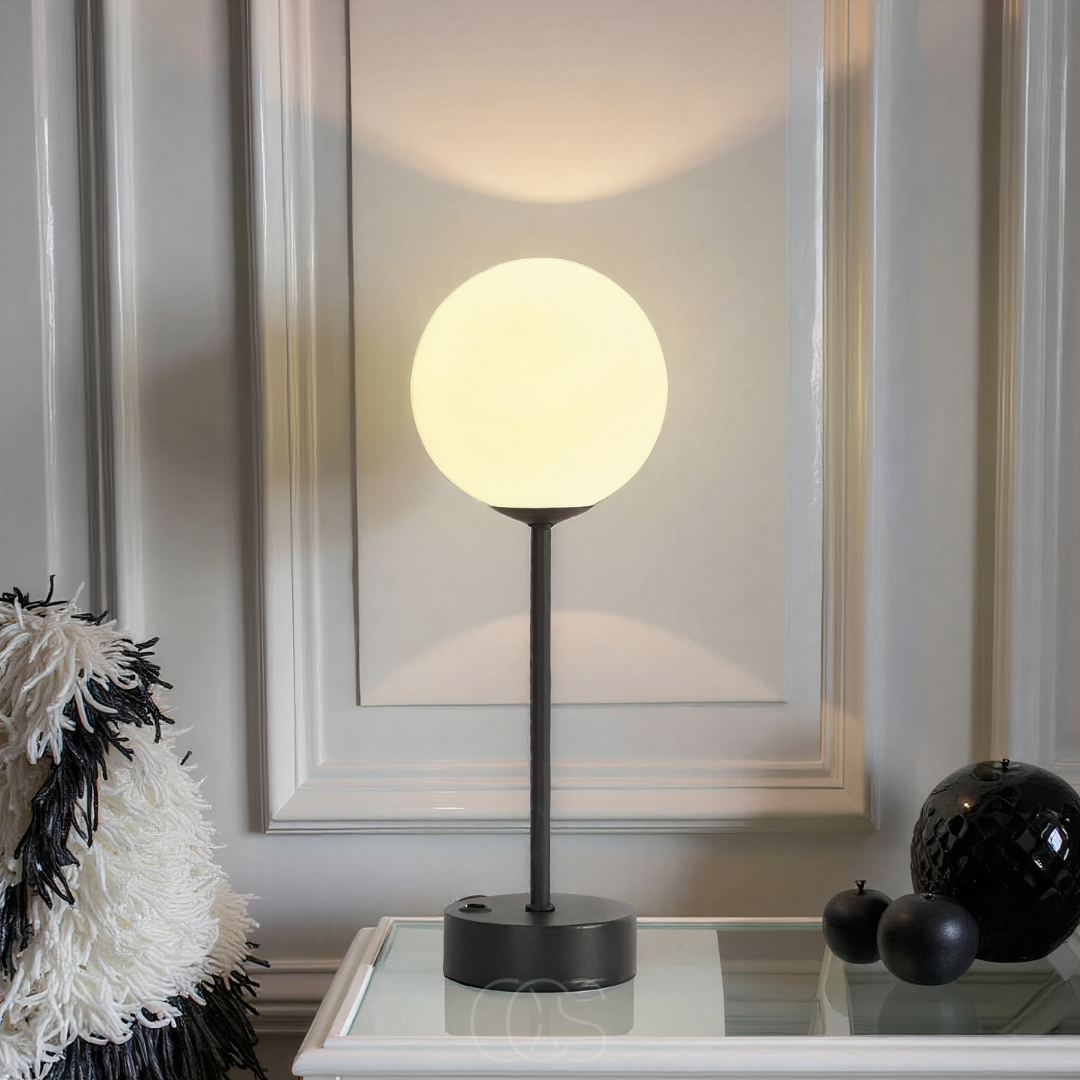 Sera – Tafellamp met Bolvormige Kap & Warme LED Verlichting