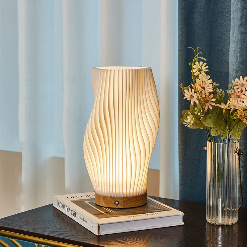 Lumio - Warme LED Tafellamp met Dimbare Functie & Elegant Golfdesign