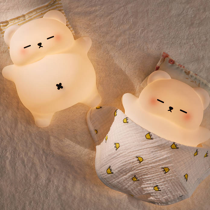 Lumio – Knuffelige IJsbeer Nachtlamp met Adem- en Snurkfunctie