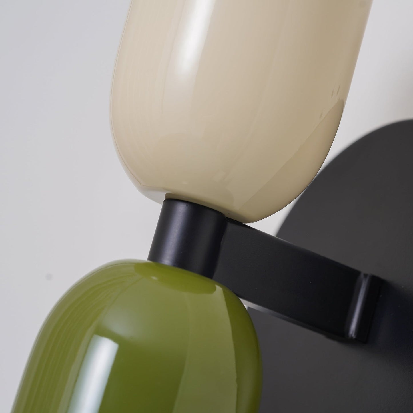 Lys – Scandinavische Wandlamp met Dubbele Lichtpunten & Modern Design