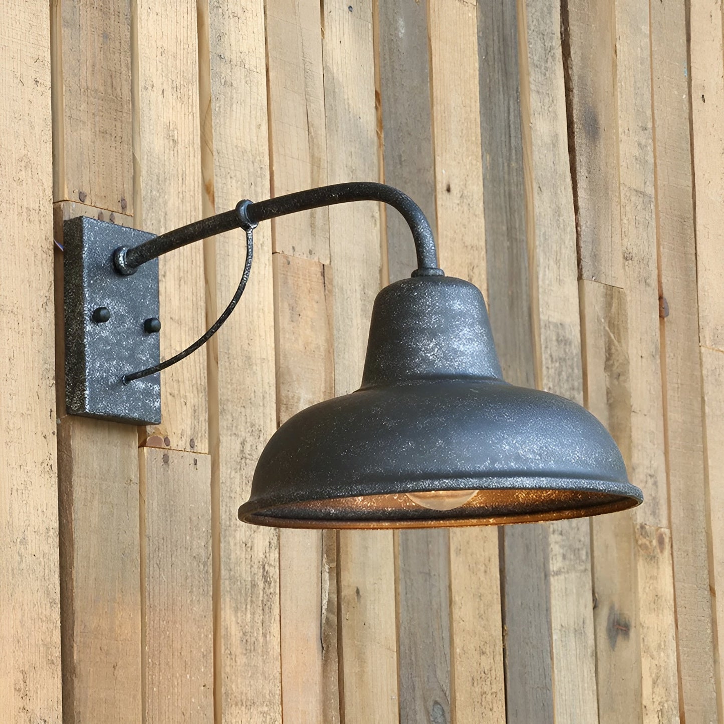 Lumio - Vintage industriële wandlamp van ijzer voor een traditionele sfeer