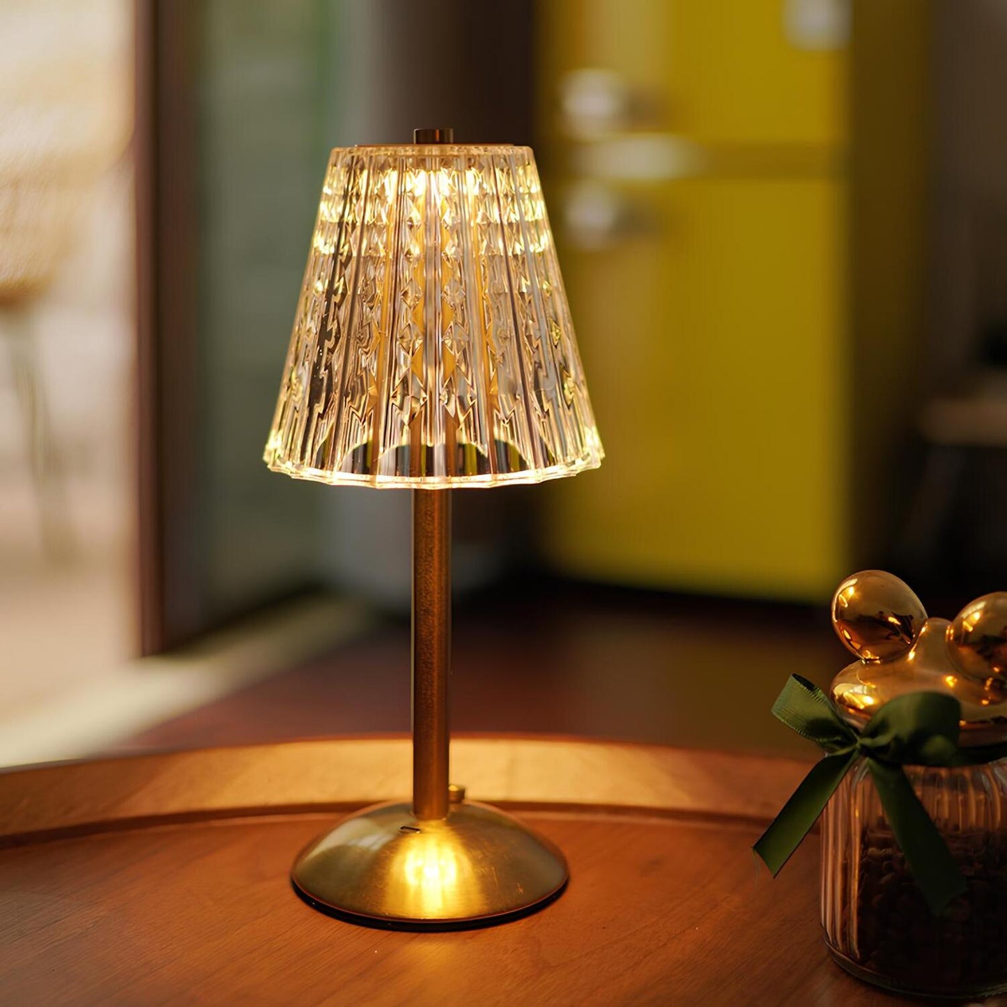 Lumio - Gouden kristallen draadloze tafellamp met touch-dimming