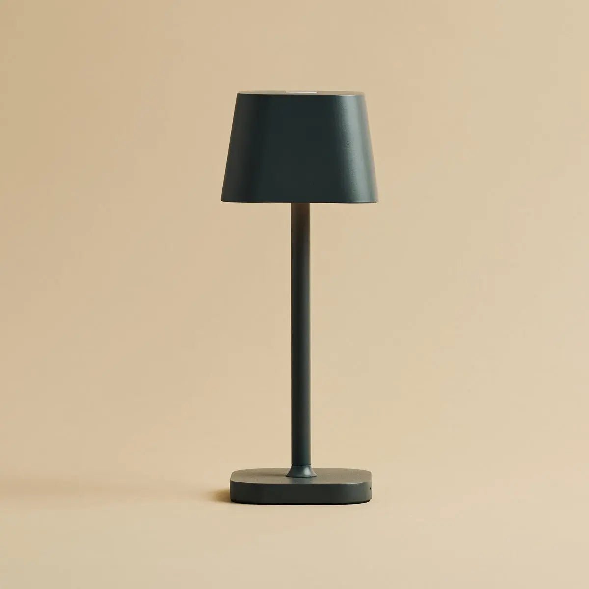 Lumio - Stone draadloze metalen tafellamp met 3 lichtstanden
