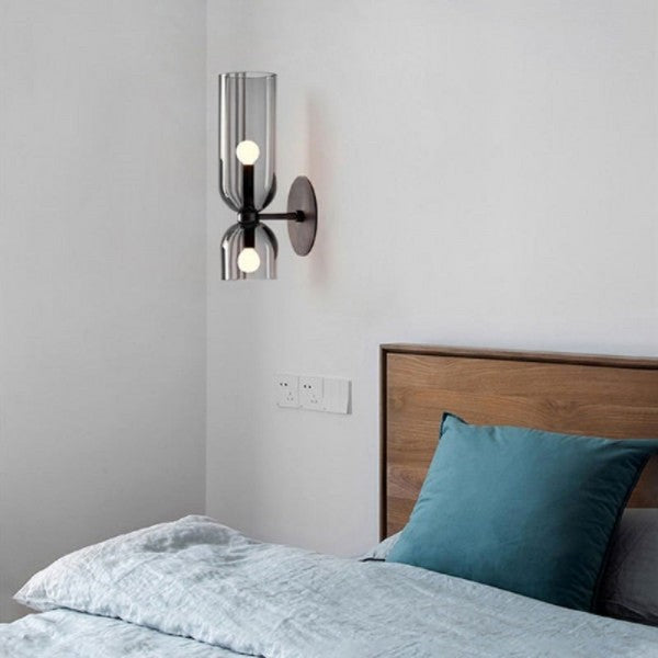 Flute – Elegante Wandlamp met Glas en IJzer in Retro Stijl