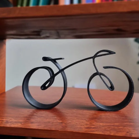 Lumio – Zwarte Minimalistische Fietssculptuur van Metaal