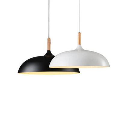 Kleurrijke Metalen Hanglamp met Houten Accent – Twee Maten