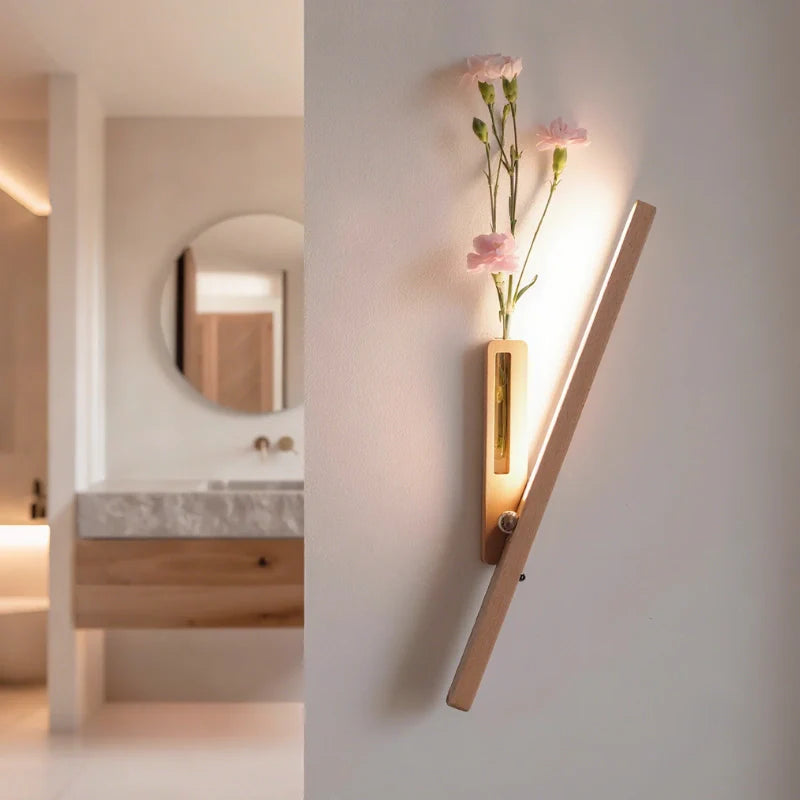 Oak – Wandlamp met Houten Design & Ingebouwde Vaas