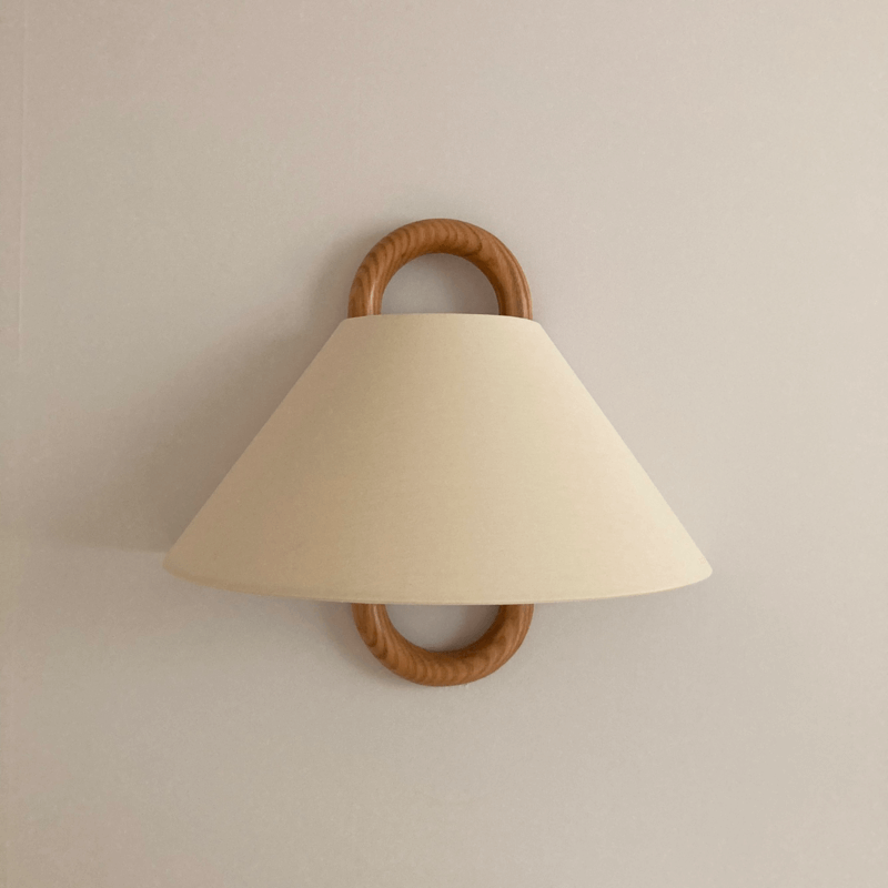 Moderne Houten Wandlamp met Stoffen Kap