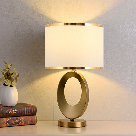 Moderne Tafellamp – Zwart, Wit of Goud met Stoffen Kap en E26 Fitting