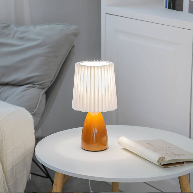 Scandinavische Glazen Tafellamp met Stoffen Kap – 3-Kleurig Dimbaar Licht
