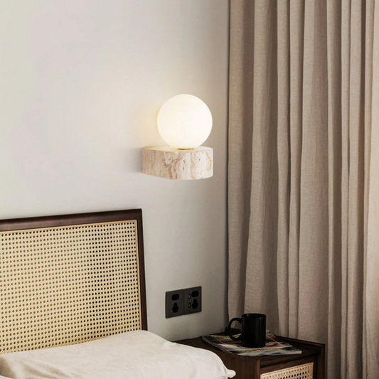 Lumio - Moderne Ronde Wandlamp met Travertijn en Glas in Japandi Style