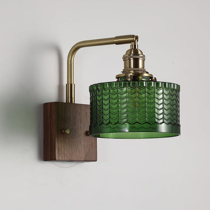 Coral – Groene Wandlamp met Houten Basis & Glazen Kap