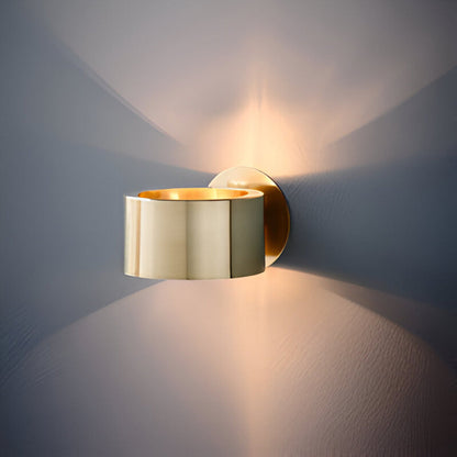 Lumio - Gouden Wandlamp met Modern Scandinavisch Trommelontwerp
