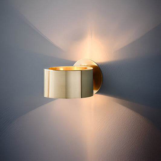 Lumio - Gouden Wandlamp met Modern Scandinavisch Trommelontwerp