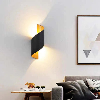 Lumio - Moderne LED wandlamp met spiraalontwerp in zwart of wit