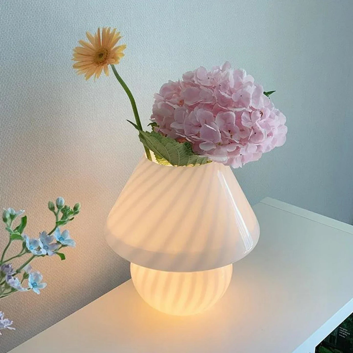 Lumio - Glazen Bureaulamp met Warm LED-Licht en Scandinavisch Design