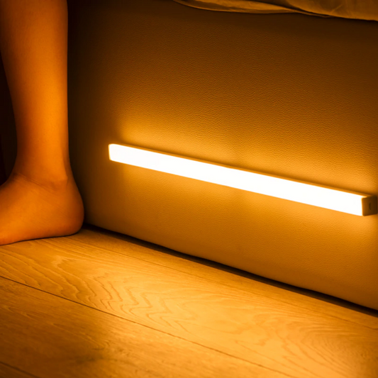 Lumio - Stijlvolle licht strip met Bewegingssensor & Magnetische Bevestiging