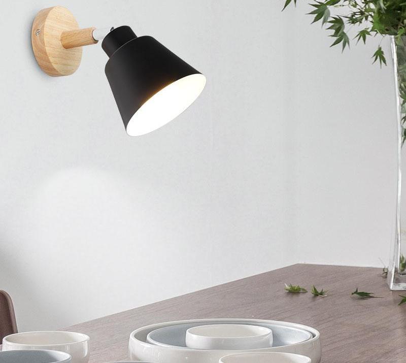 Lumio – Scandinavische Wandlamp van IJzer & Hout